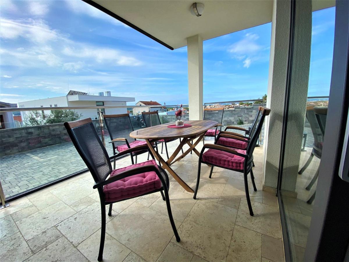 Villa M - Your Business & Holiday Apartment In Sibenik Exterior photo