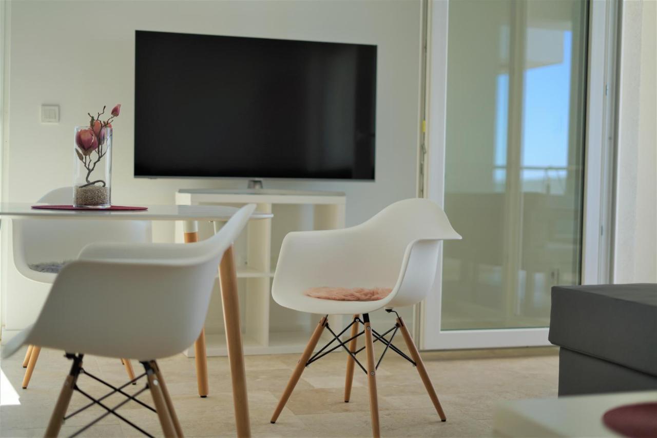Villa M - Your Business & Holiday Apartment In Sibenik Exterior photo